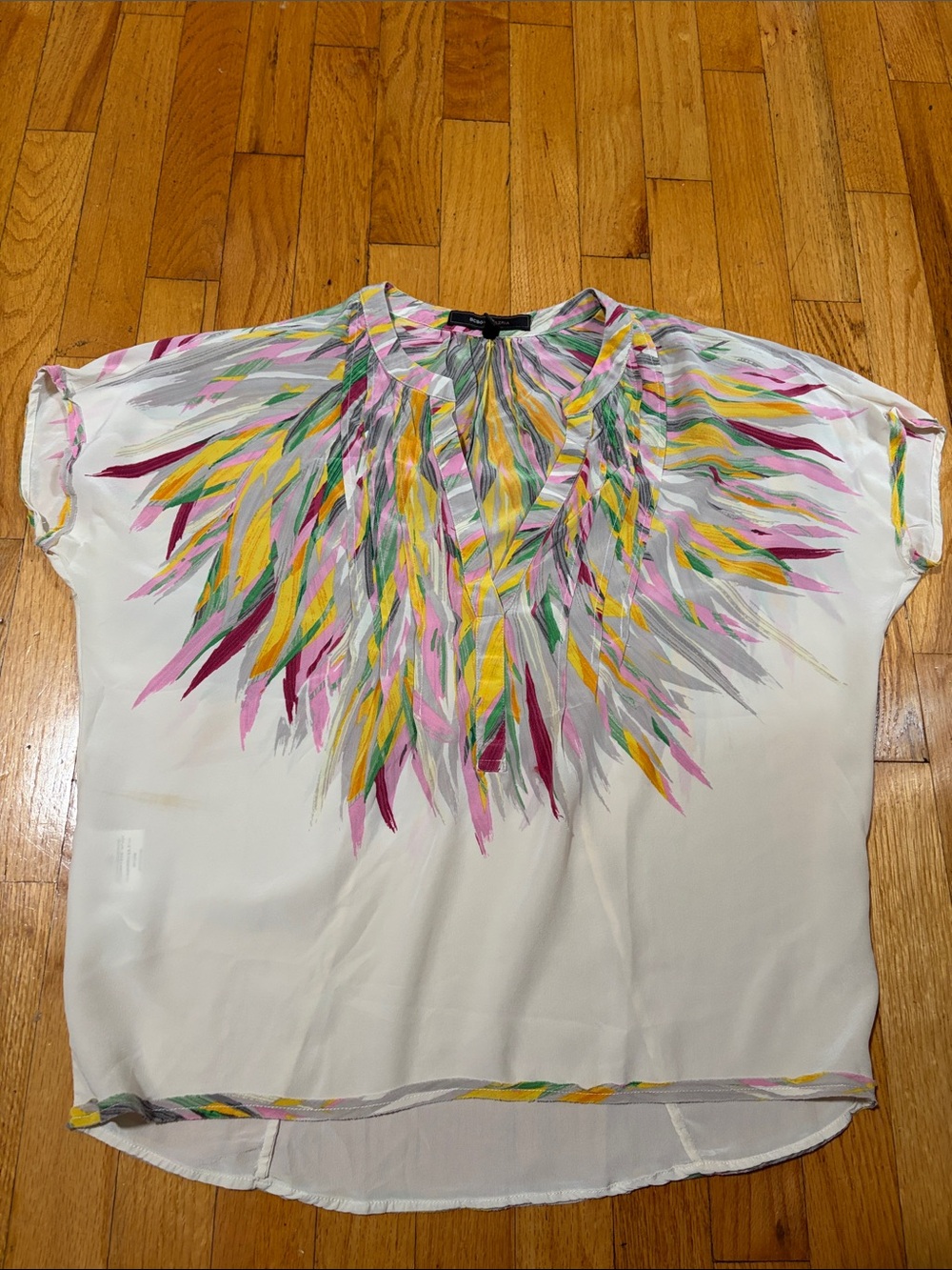 BCBGMaxAzria White Tunic with Multicolor Feather Motif ( 1176 )